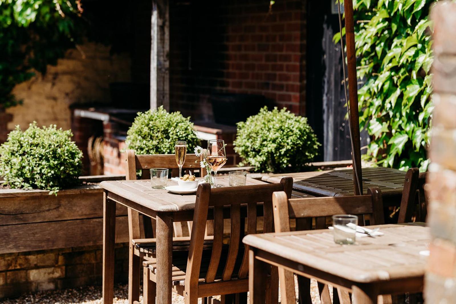 The Crown Inn تشيدينغفولد المظهر الخارجي الصورة