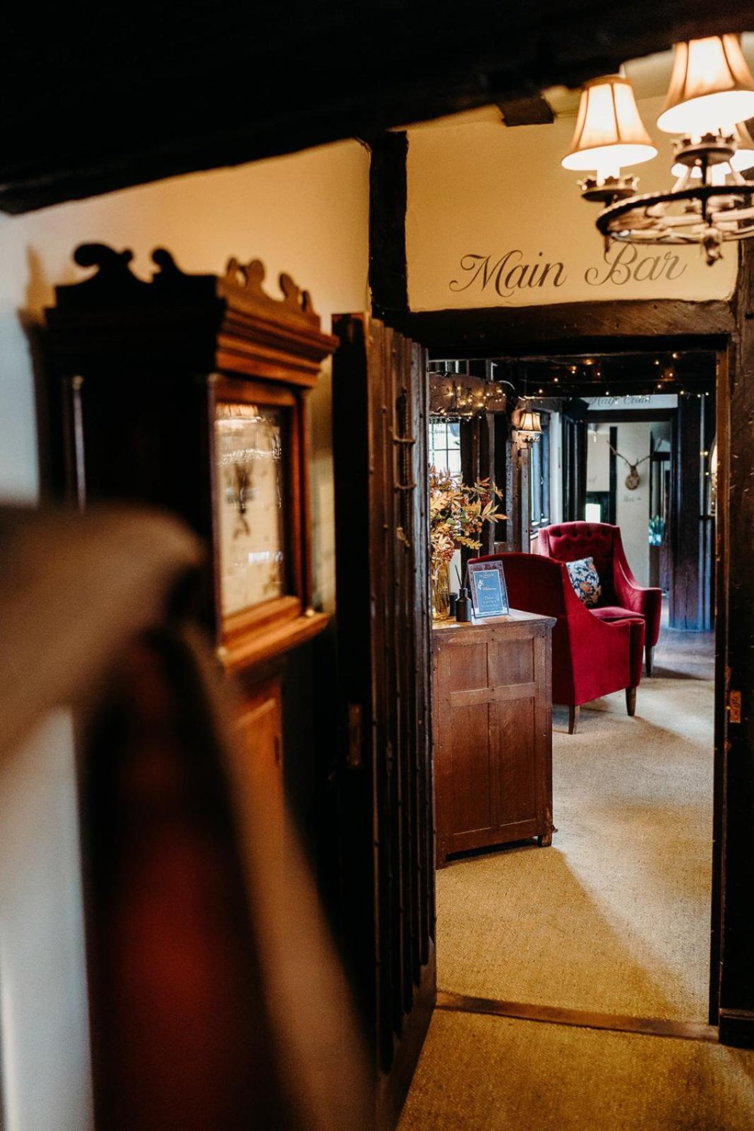 The Crown Inn تشيدينغفولد المظهر الخارجي الصورة