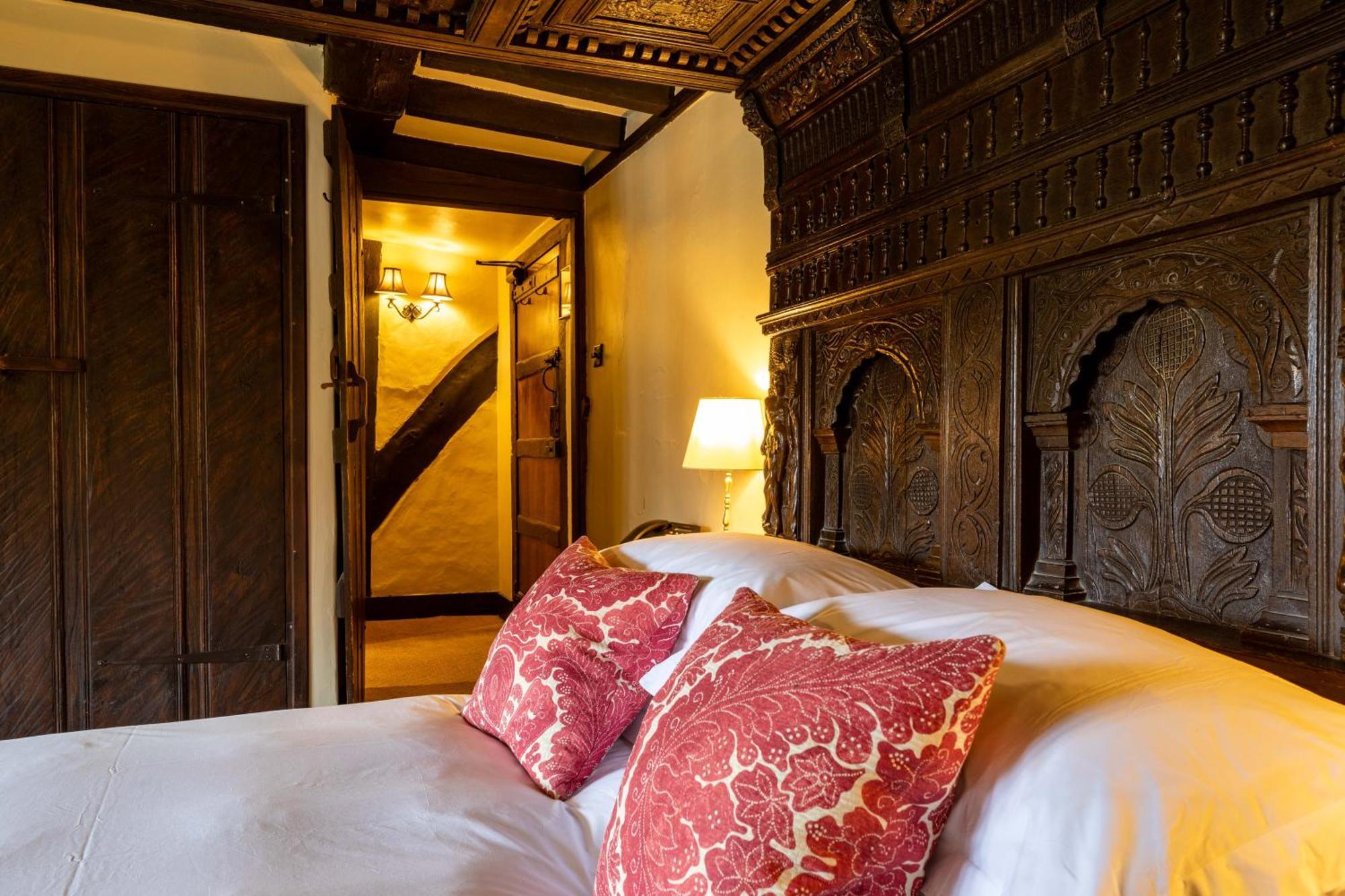 The Crown Inn تشيدينغفولد الغرفة الصورة