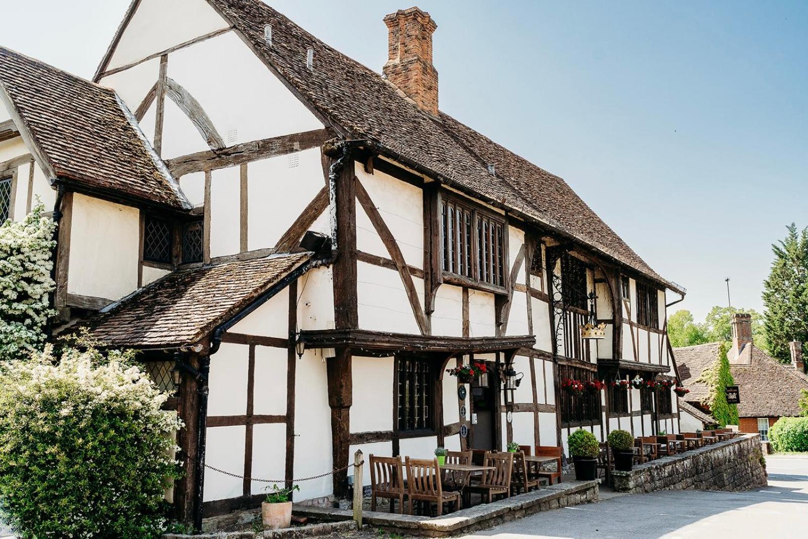 The Crown Inn تشيدينغفولد المظهر الخارجي الصورة