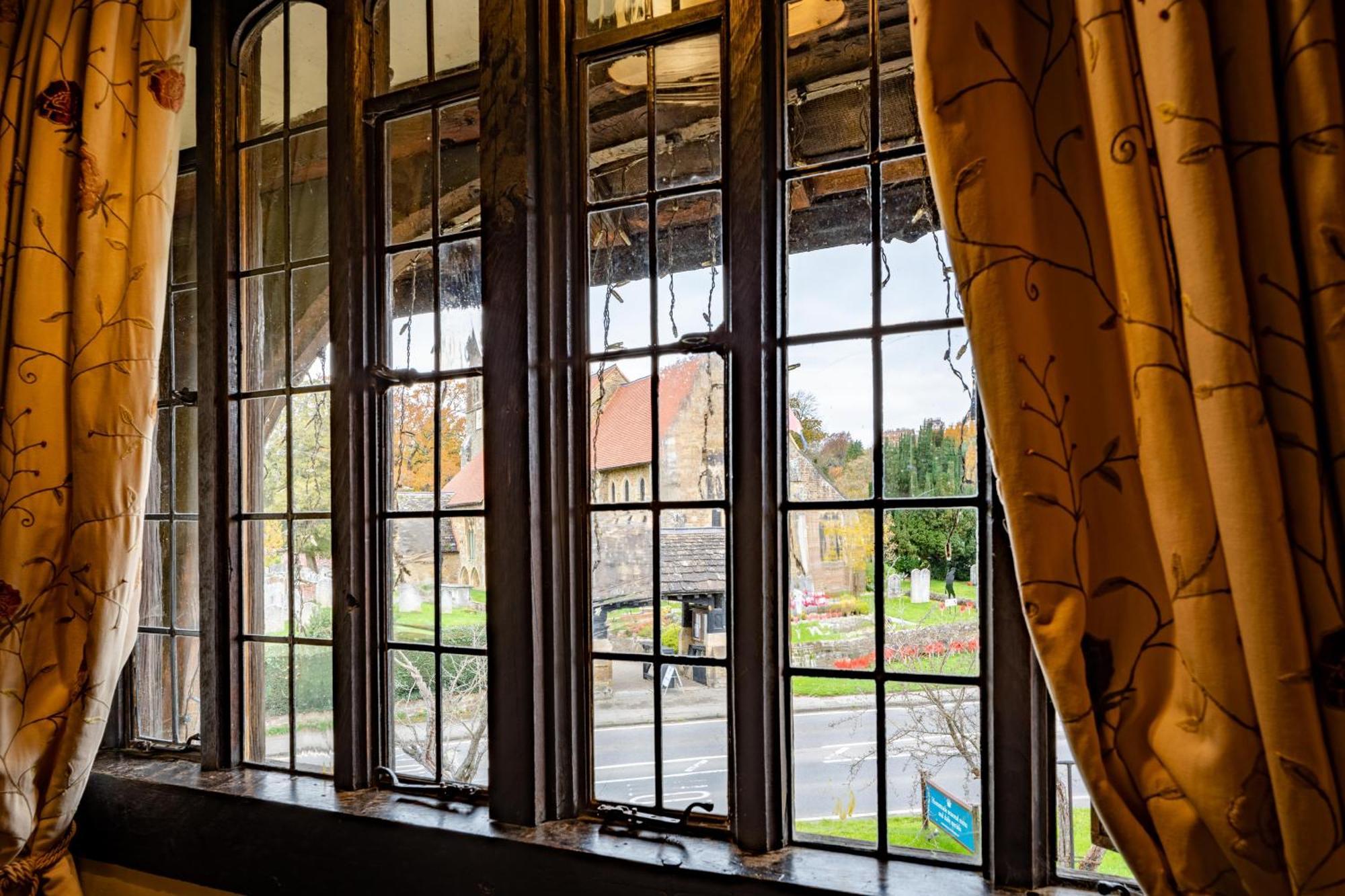 The Crown Inn تشيدينغفولد الغرفة الصورة