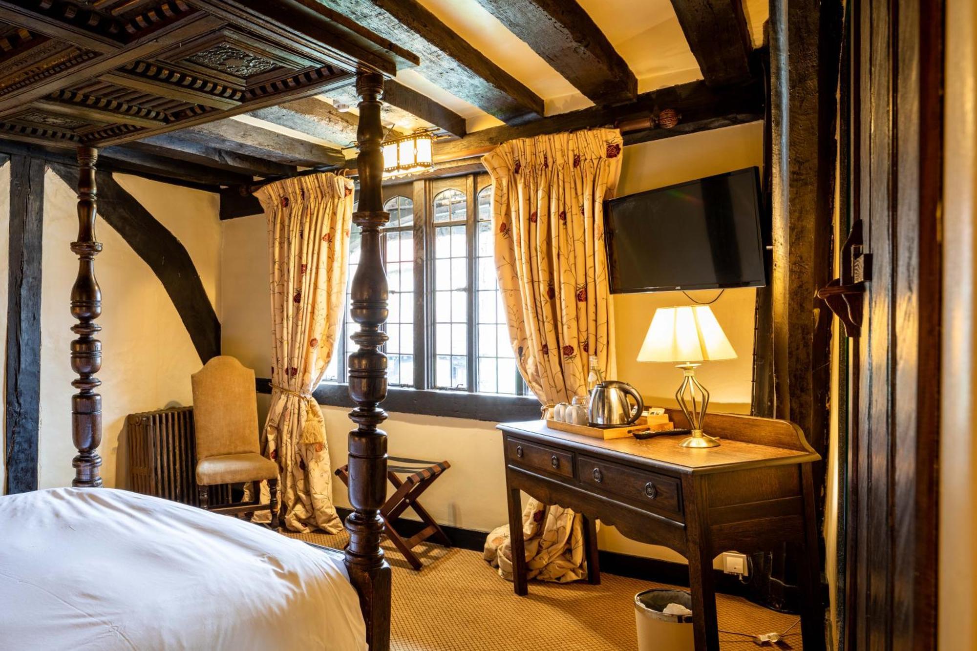 The Crown Inn تشيدينغفولد الغرفة الصورة
