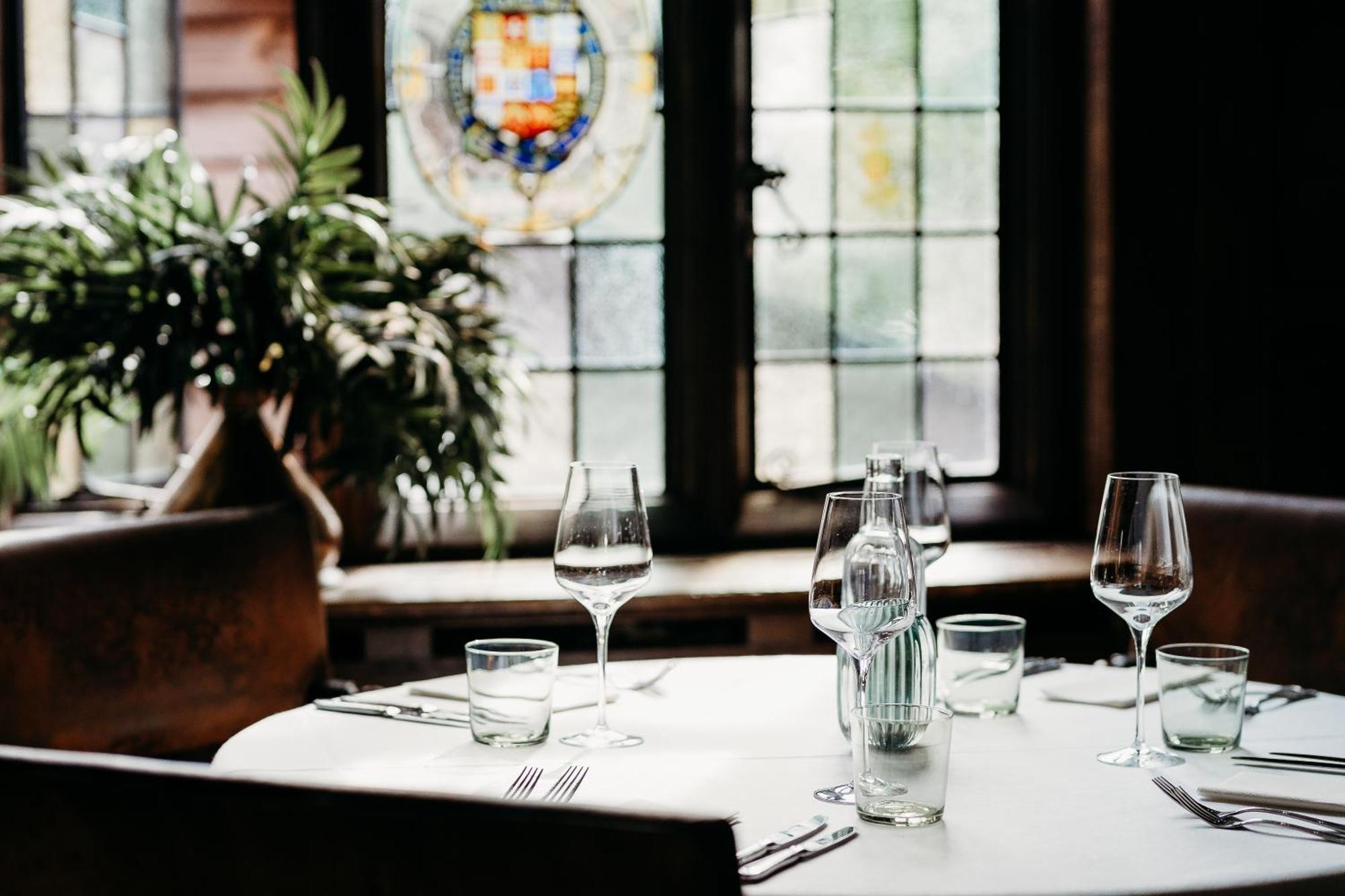 The Crown Inn تشيدينغفولد المظهر الخارجي الصورة